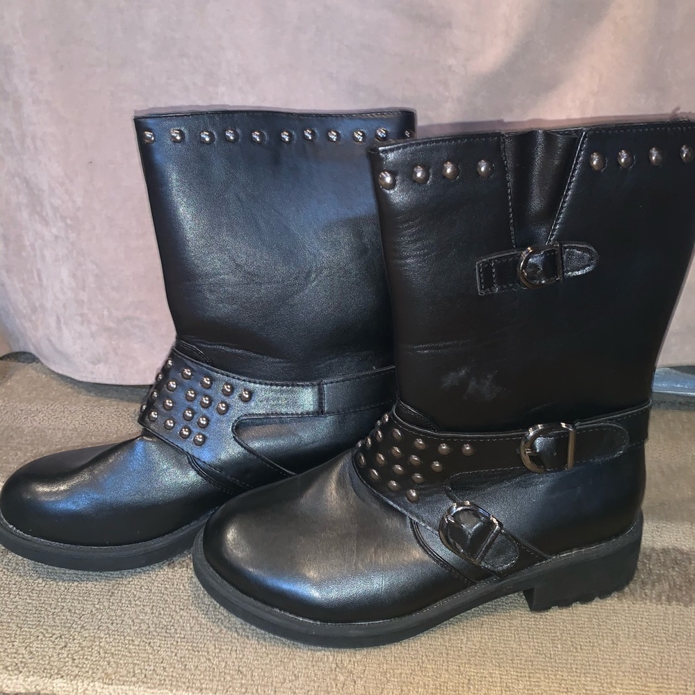 Ardene biker boots. Size 8